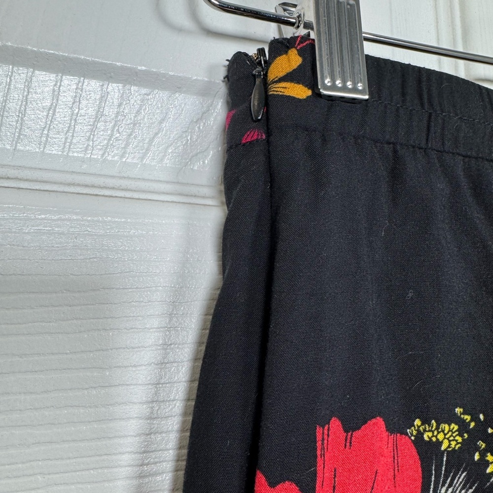 Lulus Black Floral Midi Skirt Side Slits Flowy A-Line Size S - Picture 7 of 7